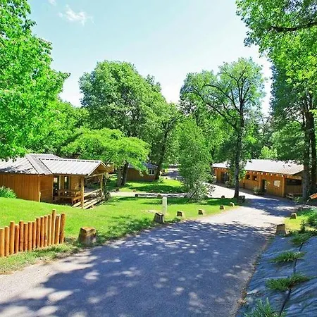 Campingplatz Confortable Avec Terrasse - 6 Pers. - Api-1-52-2115